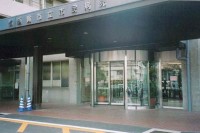 大型回転ドアへの改修（横須賀市立市民病院）