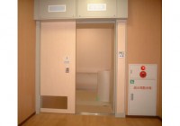放射線遮蔽ドア（大船中央病院内）
